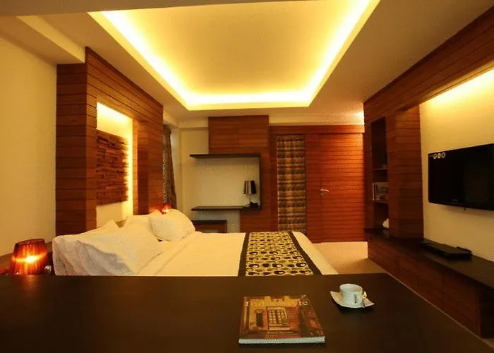 Aparthotel Baannueng At Aree 5